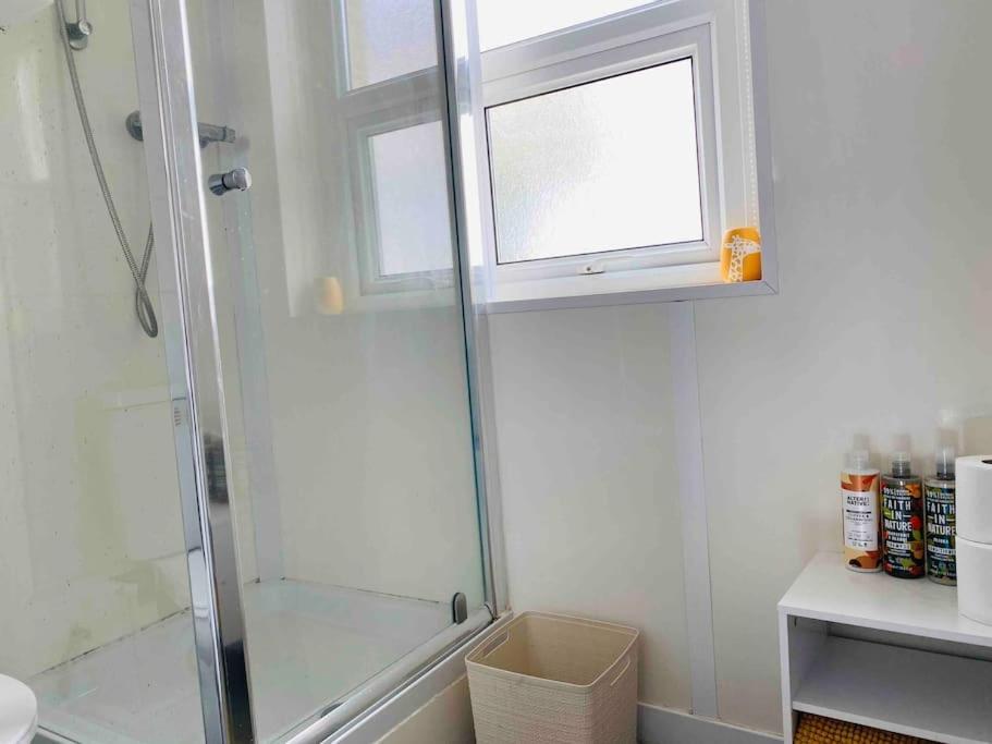 Bay - 5 Bed Townhouse
