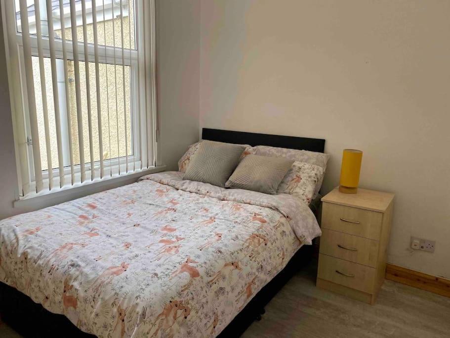 Bay - 5 Bed Townhouse
